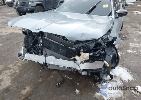 2026 BMW M5 z USA, uszkodzony, nr VIN WBS83FK05TCV68511